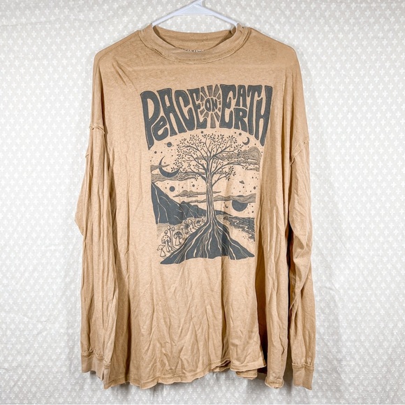 American Eagle Tan Graphic Print Long Sleeve Top - Picture 1 of 6